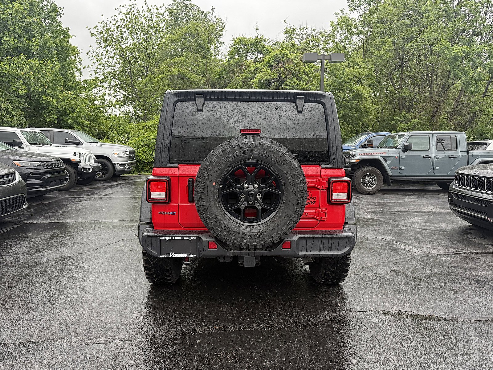 Certified Used 2025 Firecracker Red Clearcoat Jeep Willys image 5