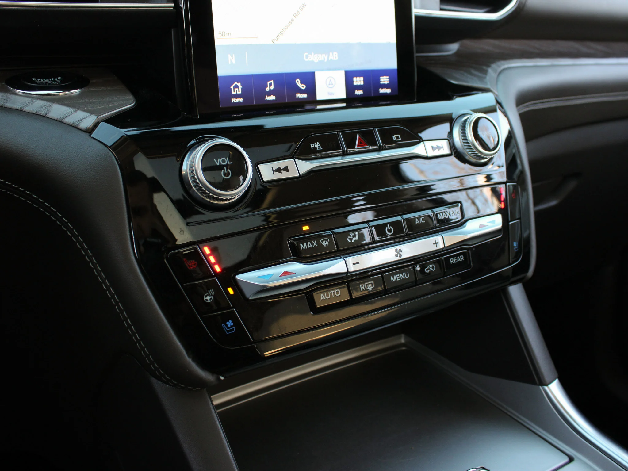 Certified Used 2023 Black Ford Platinum * No Accidents | Apple CarPlay | Luxury 3-Row SUV | Bang & Olufsen | Adaptive Cruise image 28