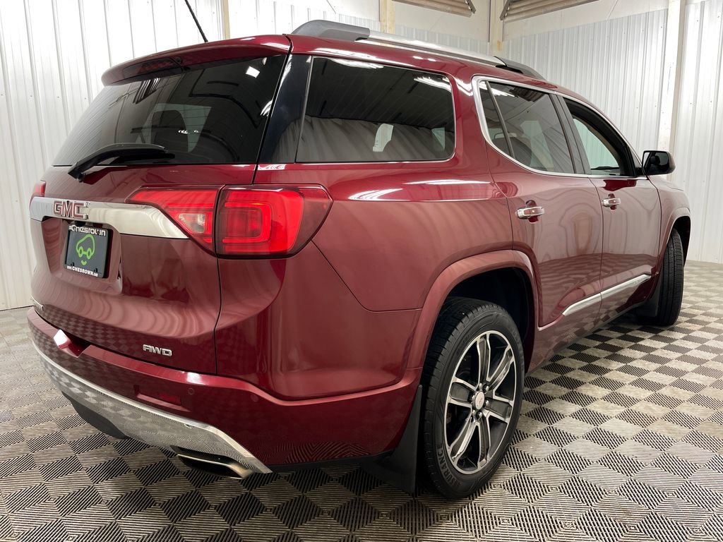 2018 GMC Acadia Denali - Photo 25