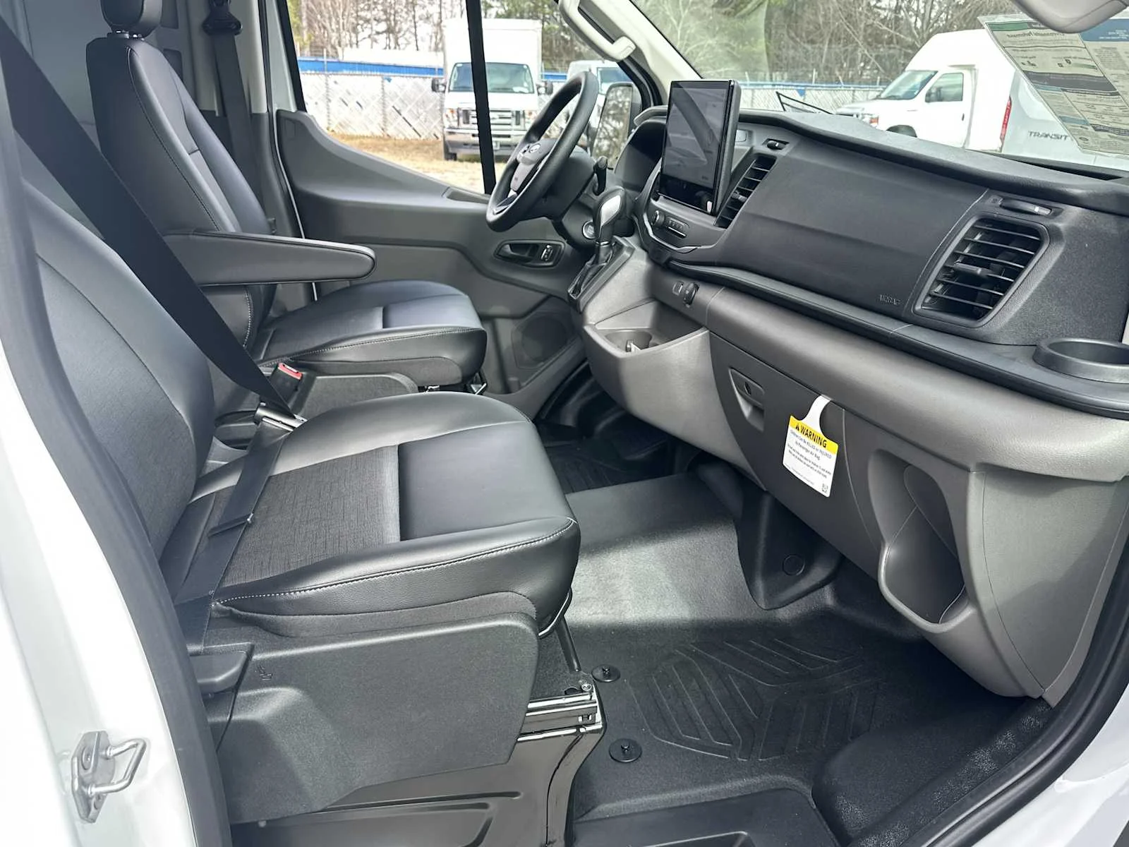 New 2026 Oxford White Ford Cargo Van image 15