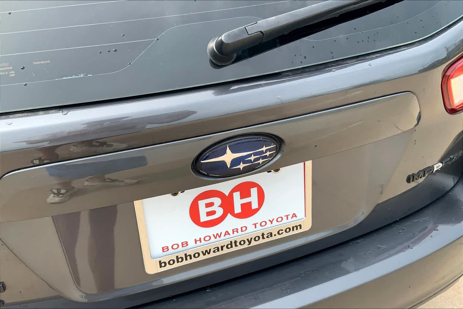 Used 2018 Magnetite Gray Metallic Subaru Premium image 28