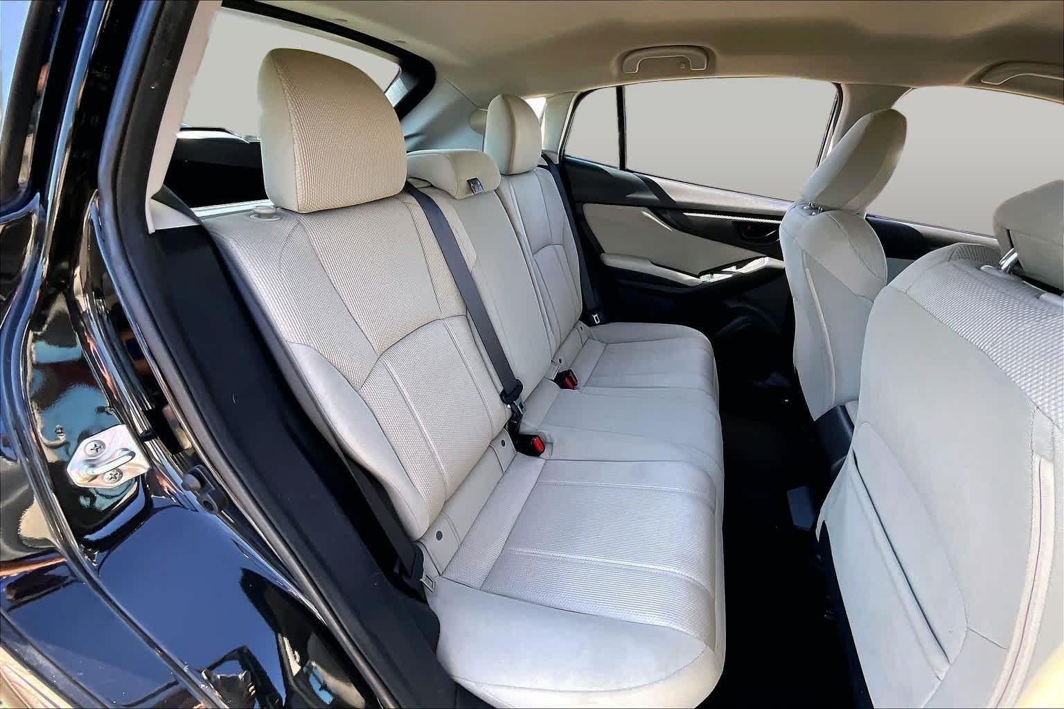 Used 2019 Crystal Black Silica Subaru Premium image 19