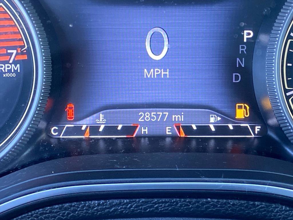 Used 2023 Diamond Black Crystal Pearlcoat Jeep Trailhawk image 21