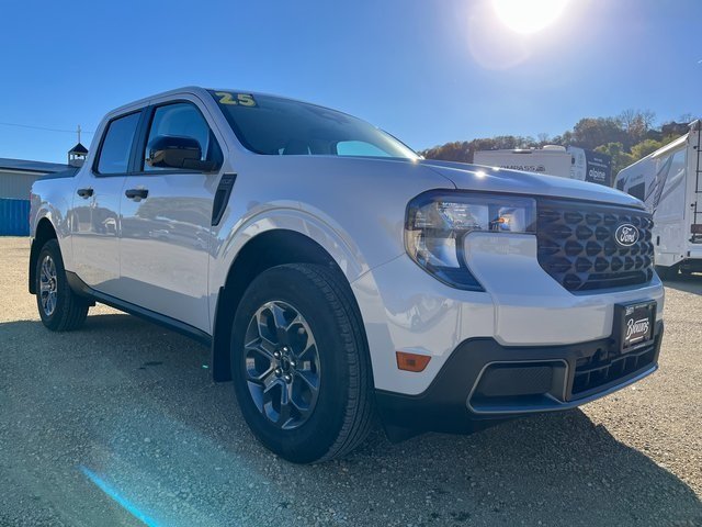 2025 Ford Maverick XLT photo 3