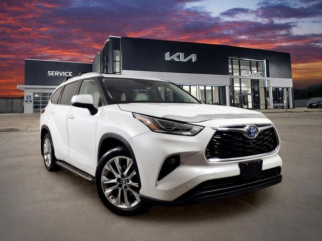 2022 Toyota Highlander Hybrid