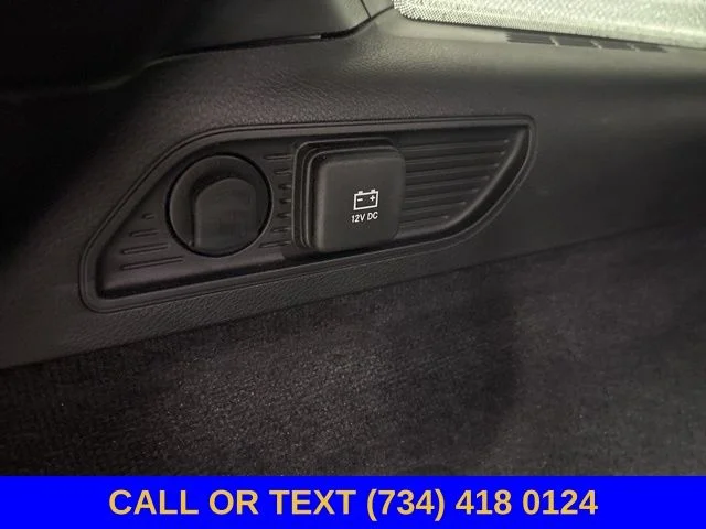 Used 2022 Bright White Clearcoat Jeep Summit image 12
