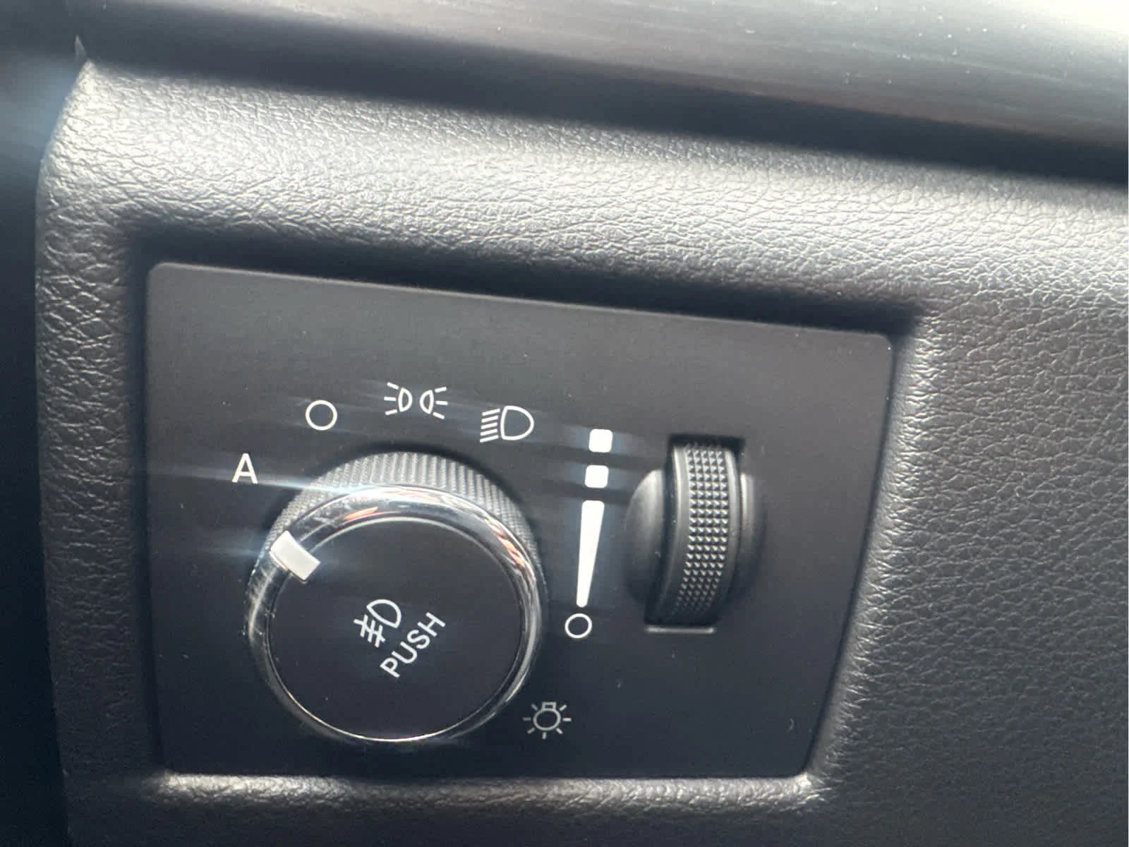 Used 2019 Bright White Clearcoat Jeep Altitude image 13