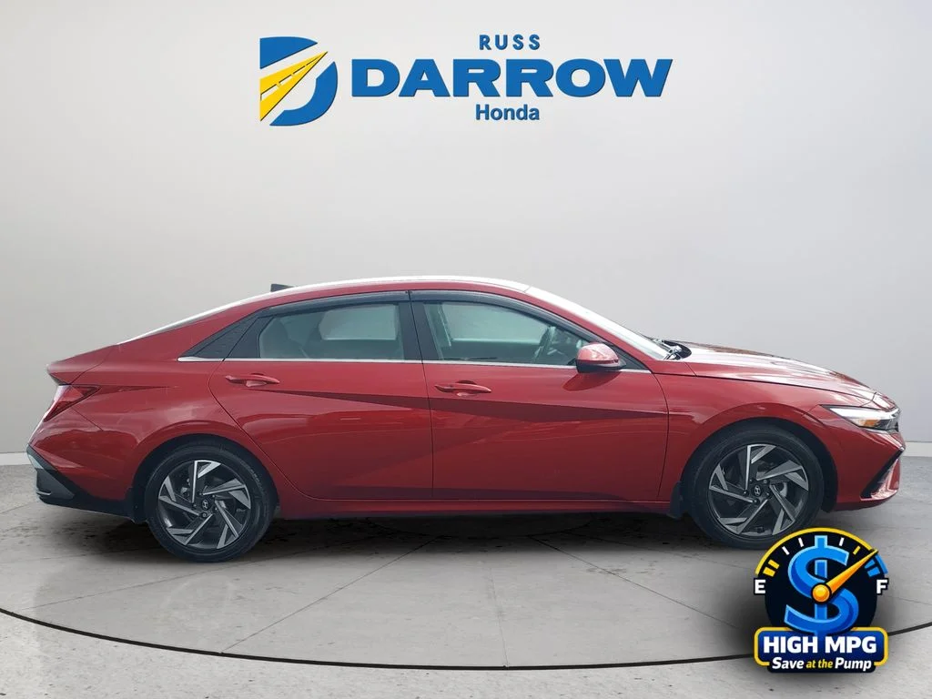 Used 2024 Red Hyundai SEL image 6
