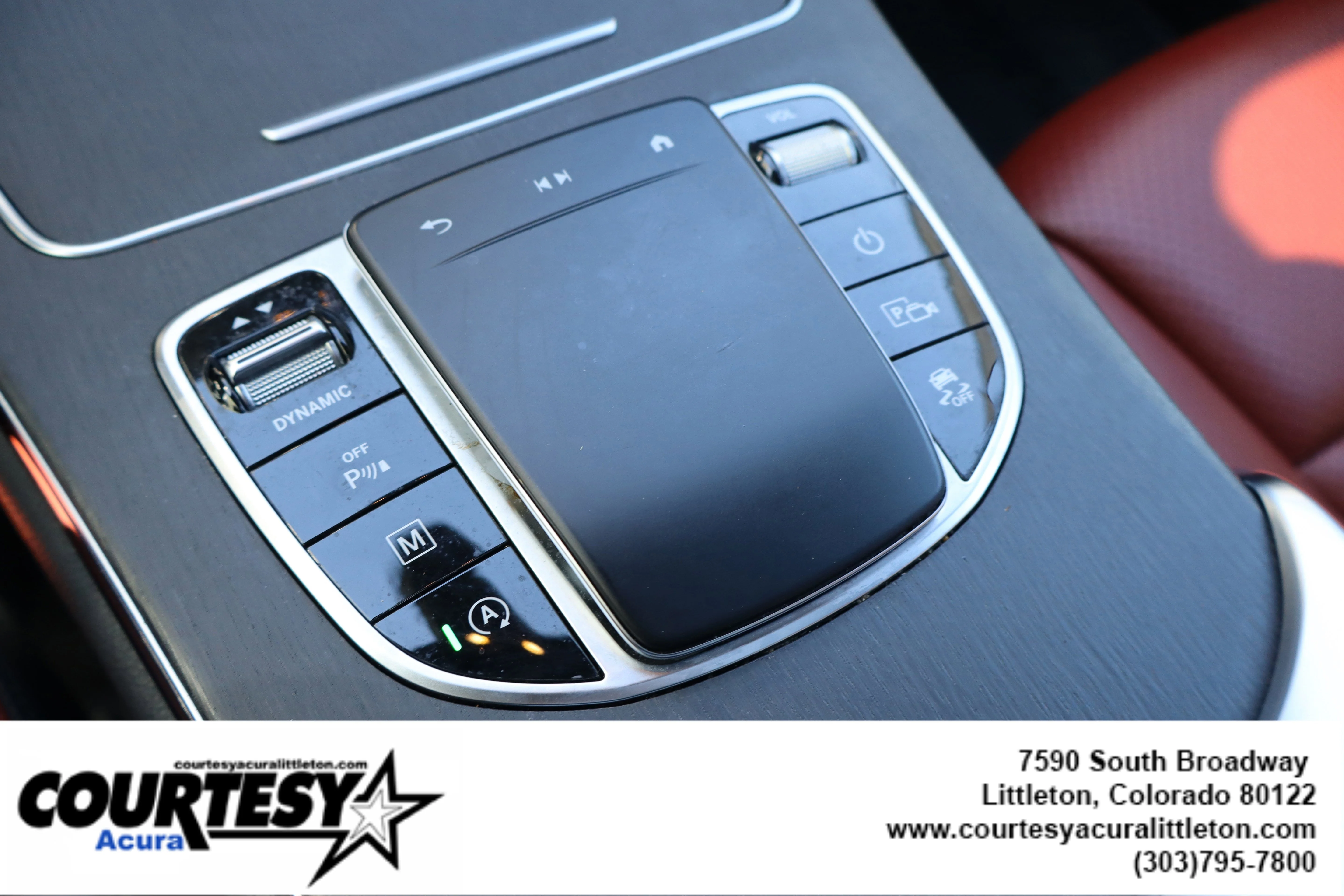 Used 2021 Black Mercedes-Benz GLC 300 image 18