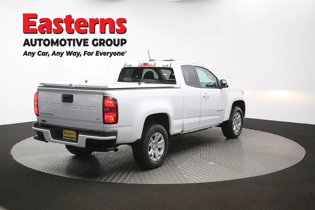 Used 2022 White Chevrolet LT image 37
