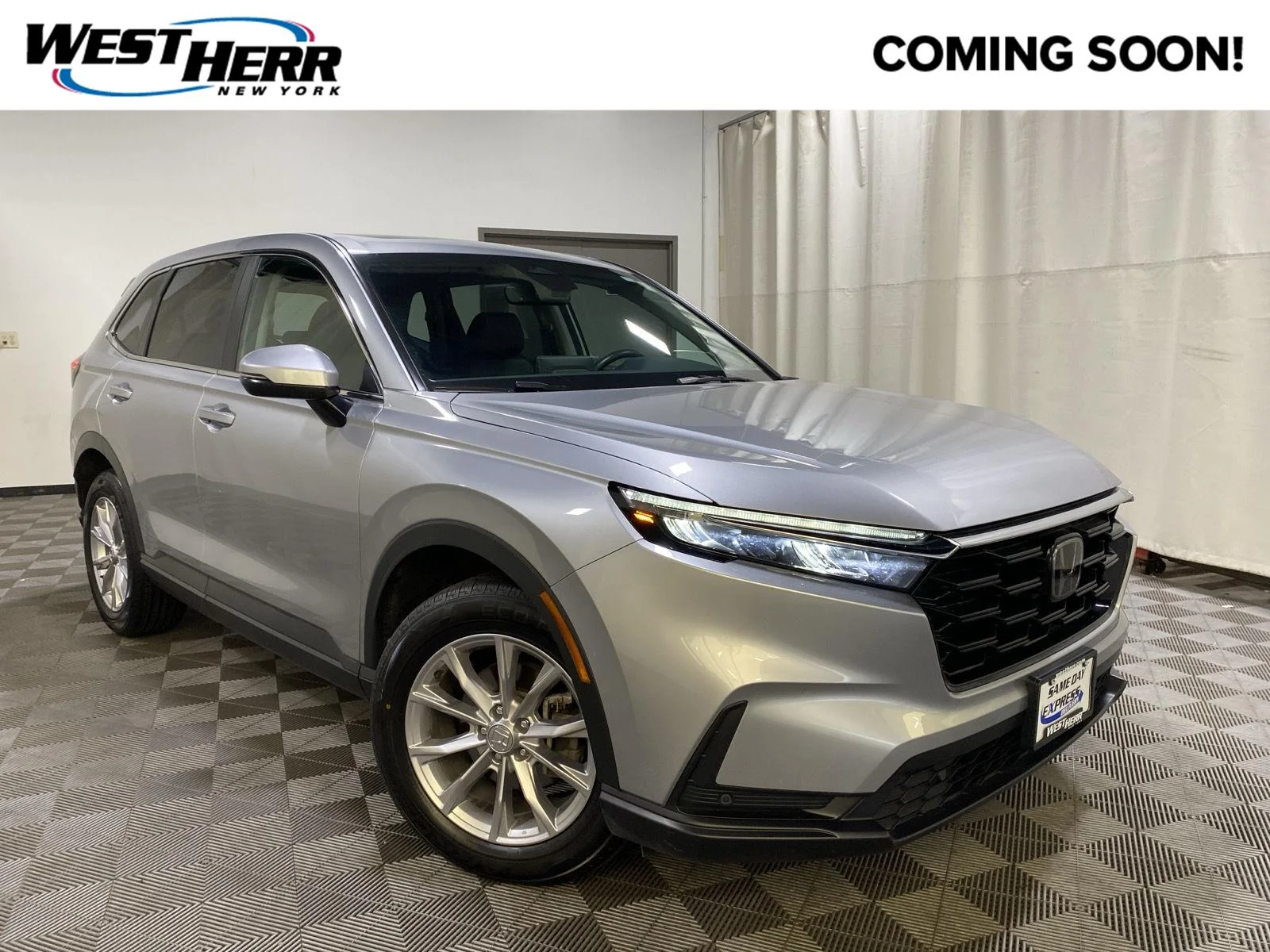 Used 2024 Lunar Silver Metallic Honda EX-L image 1