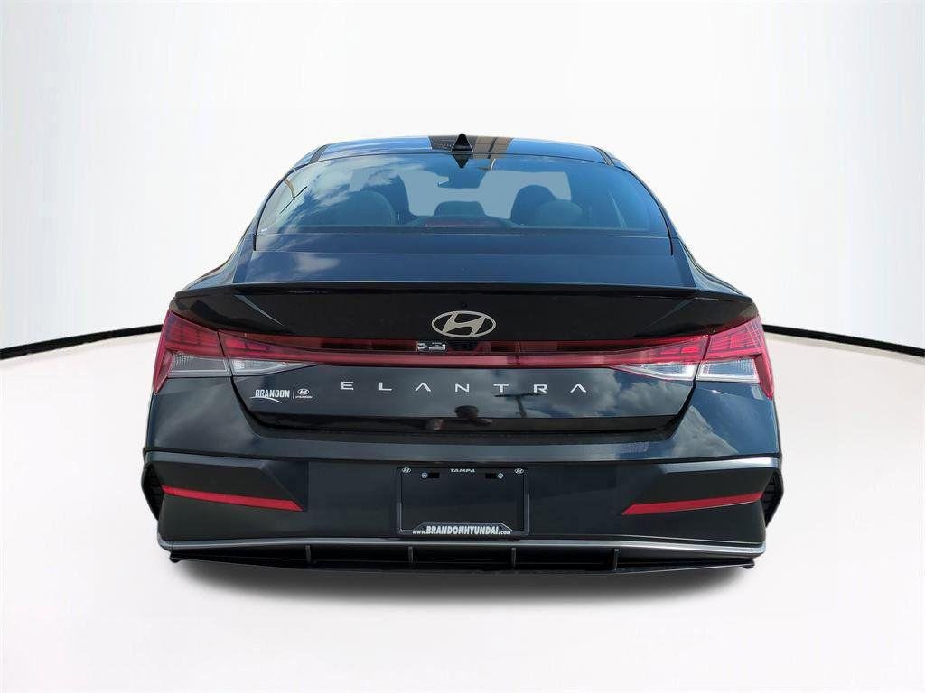 New 2026 Black Hyundai SEL Sport Premium image 6
