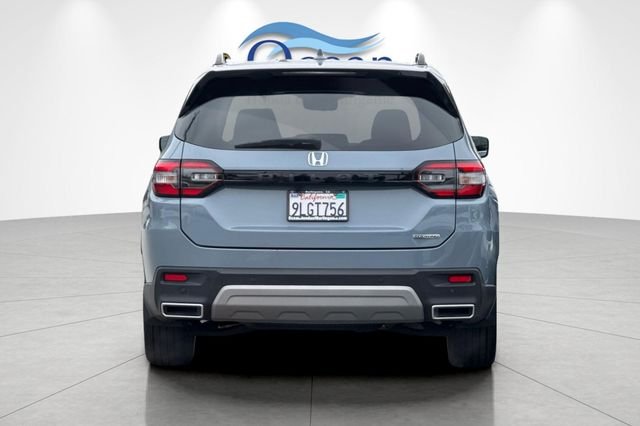 Certified Used 2024 Sonic Gray Pearl Honda Touring image 5
