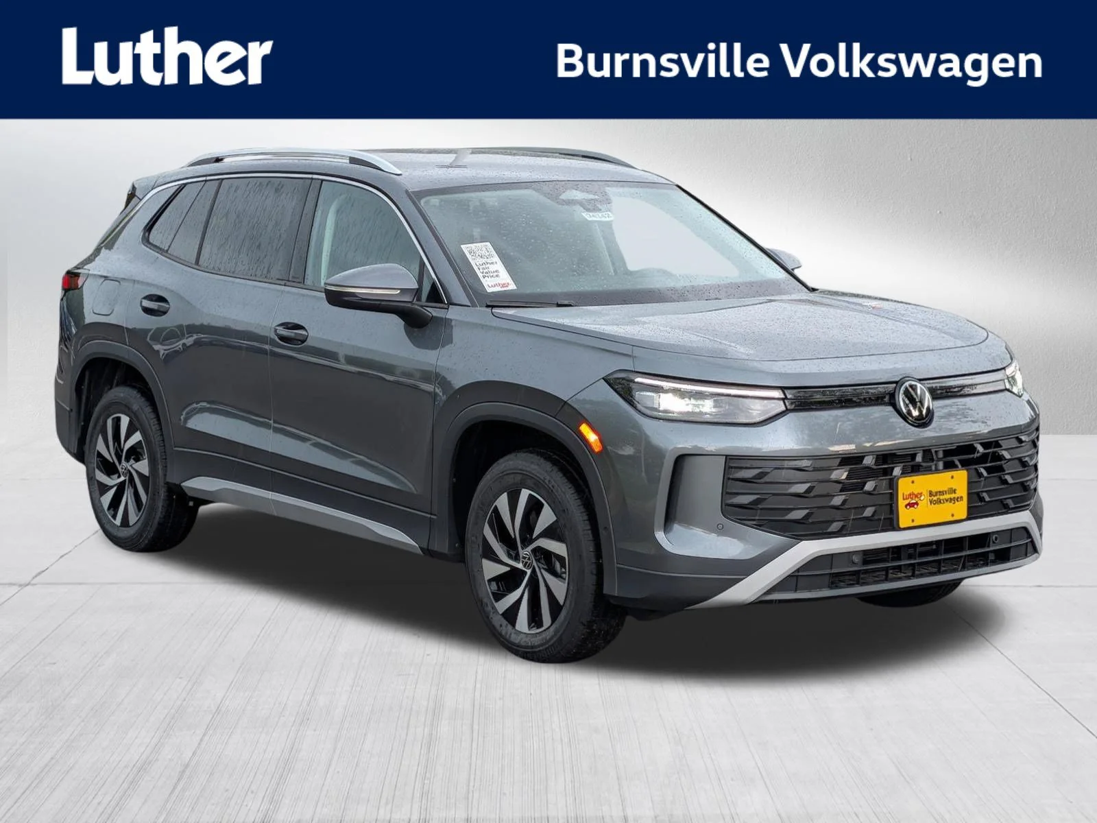 New 2026 Platinum Gray Metallic Volkswagen S image 1