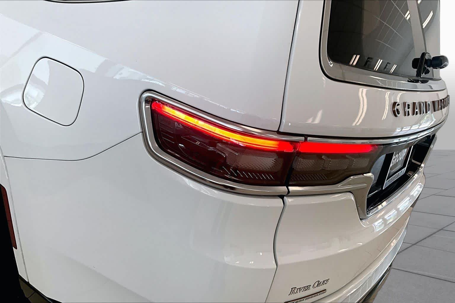 Used 2023 Bright White Clearcoat Jeep Series III image 26