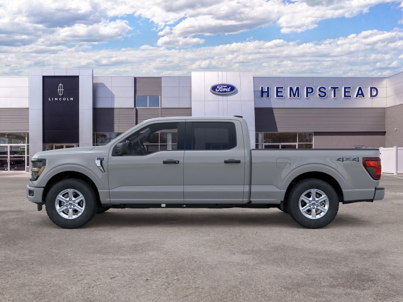 New 2026 Avalanche Ford XLT image 3