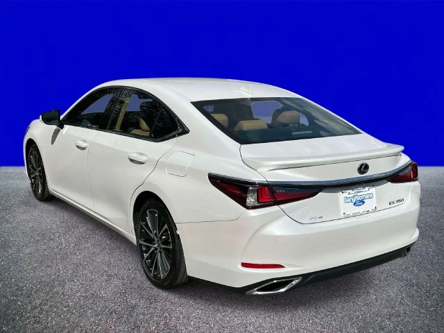 Certified Used 2024 White Pearl Lexus 350 image 5