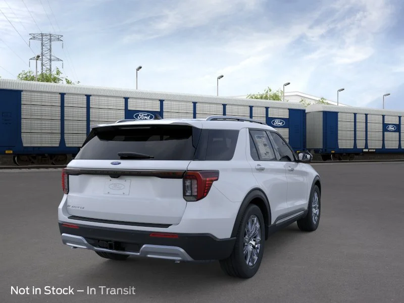New 2026 Space White Metallic Ford Platinum™ image 8