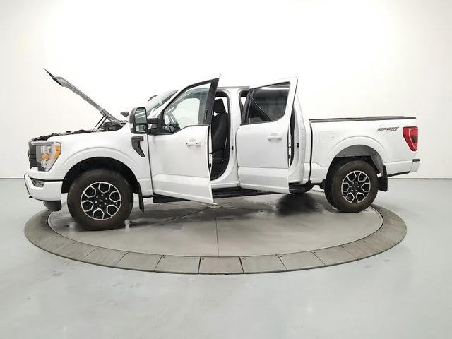 Used 2023 White Ford XLT image 12