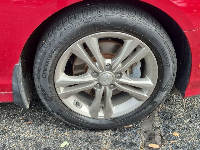Used 2019 Red Hyundai SEL image 9