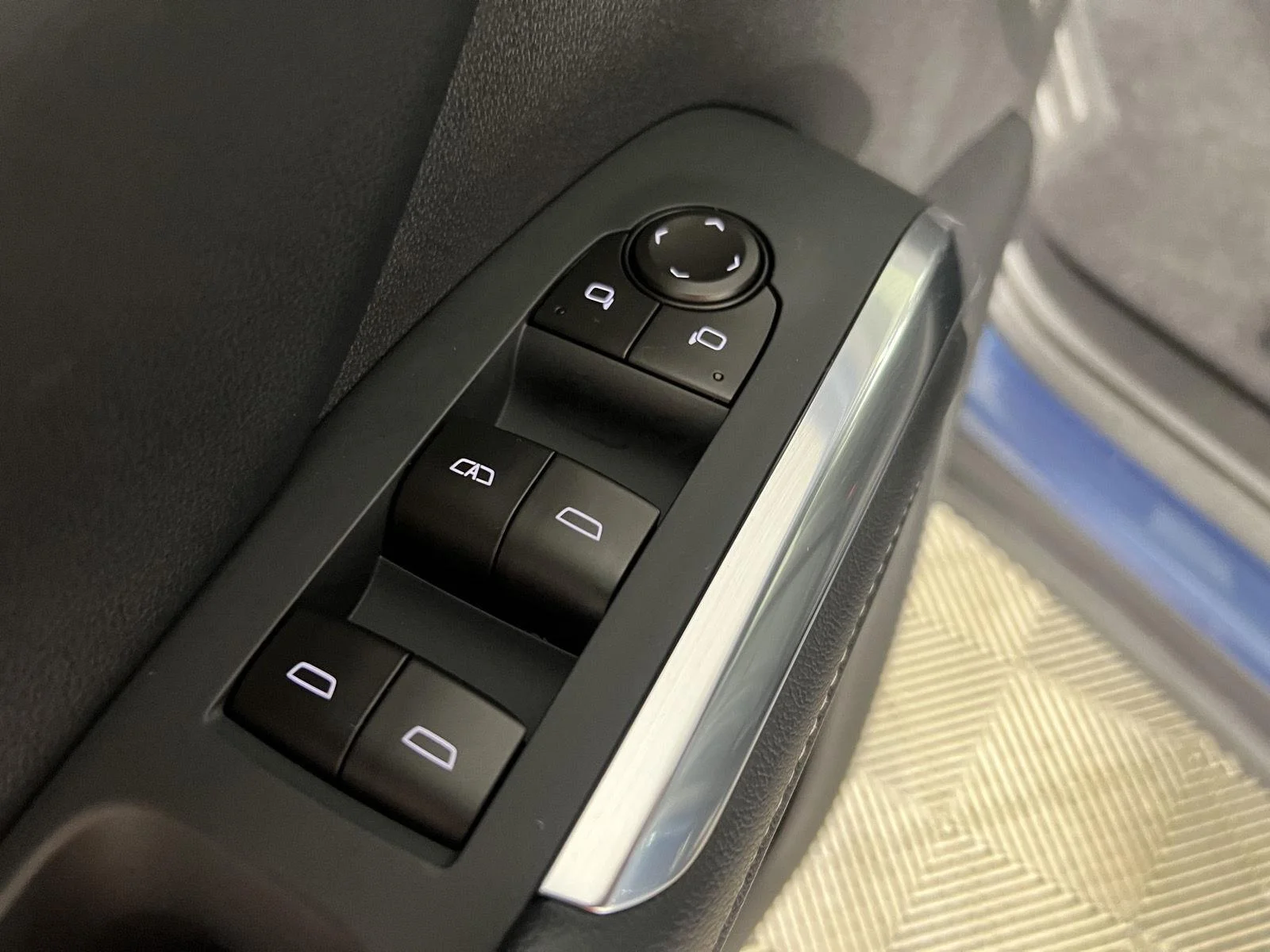 New 2026 Lakeshore Blue Metallic Chevrolet LT image 37