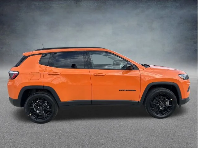 New 2026 Joose Exterior Paint Jeep Latitude image 9