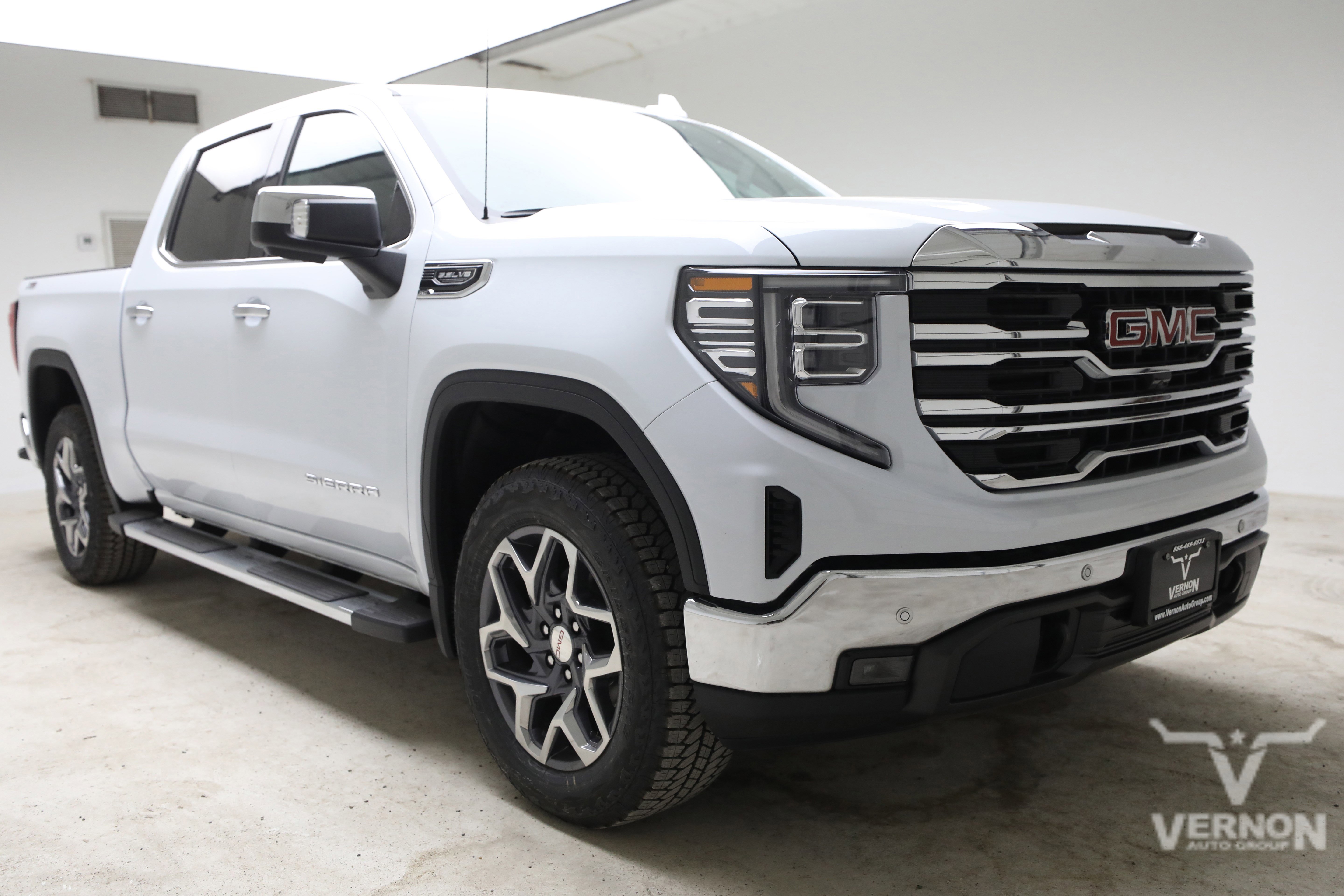 New 2026 Glacier White Tricoat GMC N image 7