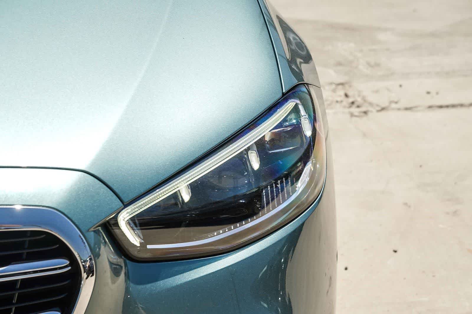 New 2026 Verde Silver Metallic Mercedes-Benz S 580 image 8