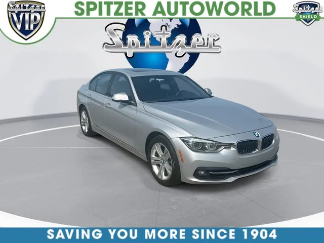 Used 2016 Silver BMW 328i xDrive image 2