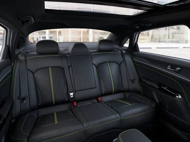 2026 Kia K5 GT - Photo 16