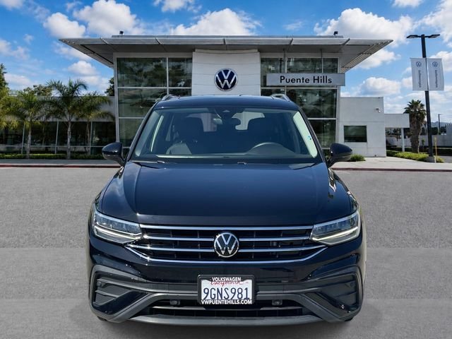 Used 2023 Black Volkswagen 2.0T SE image 2