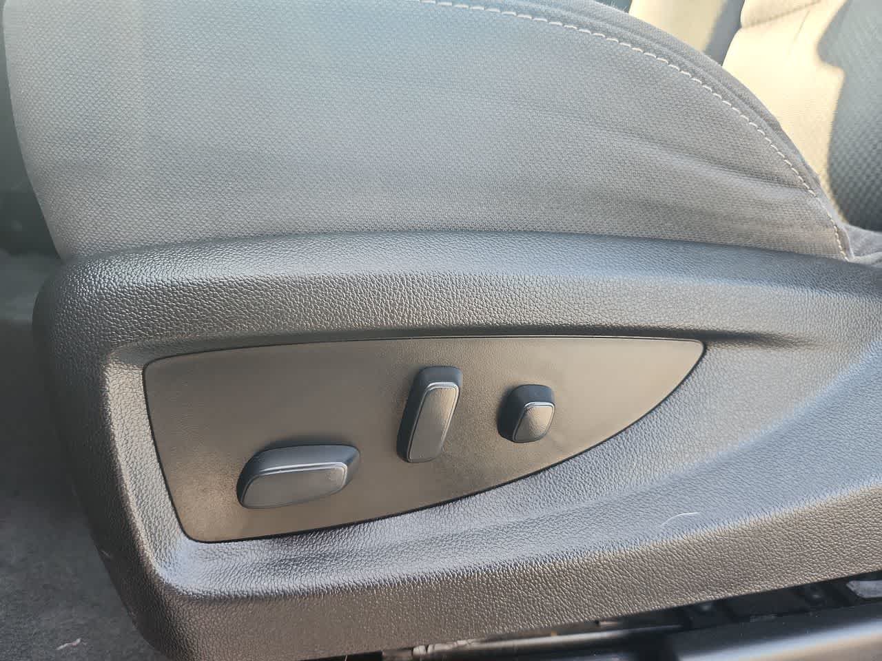 Used 2019 Black Chevrolet LT image 13