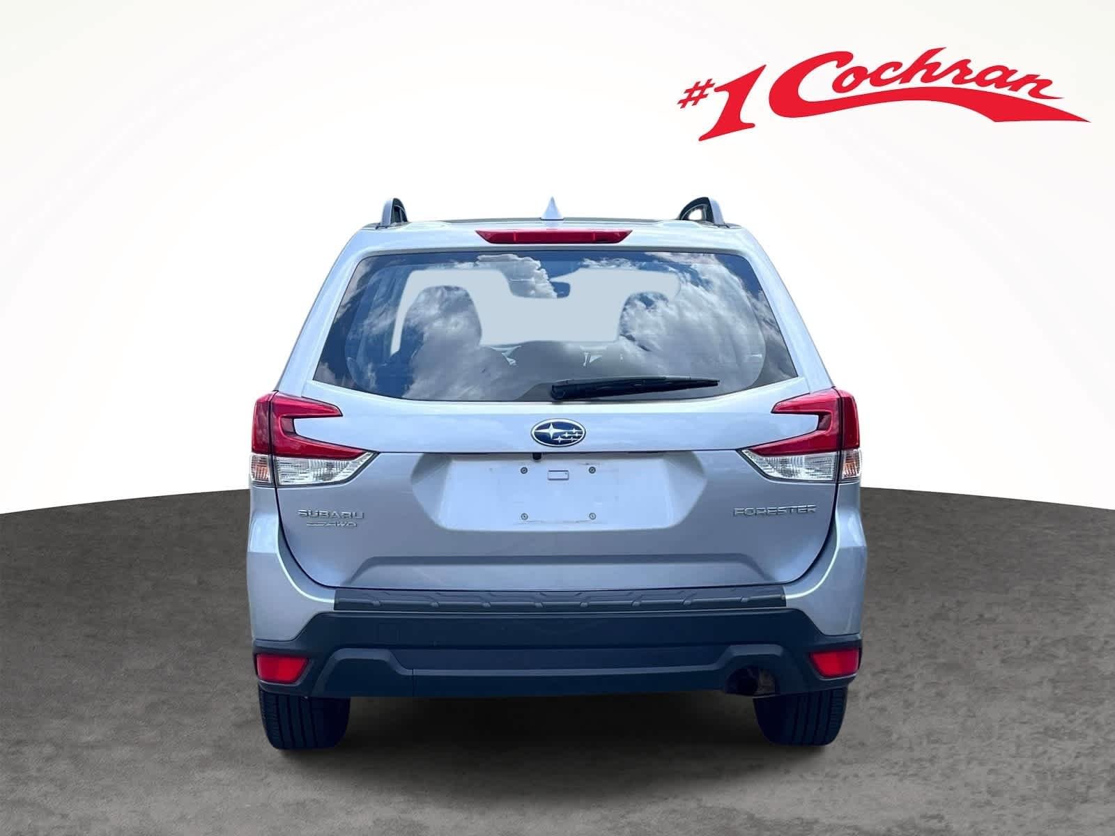 Certified Used 2021 Ice Silver Metallic Subaru  image 19