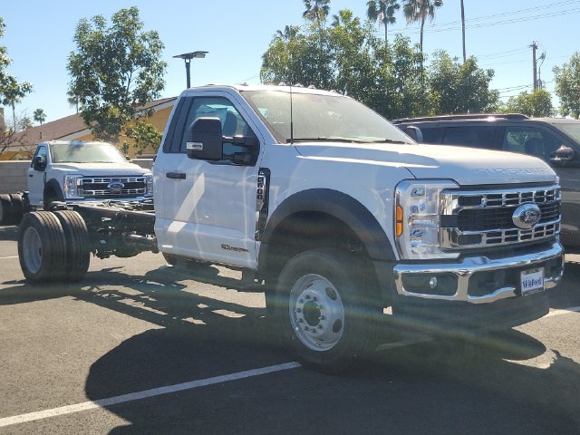 New 2026 Oxford White Ford F-600® XL image 23
