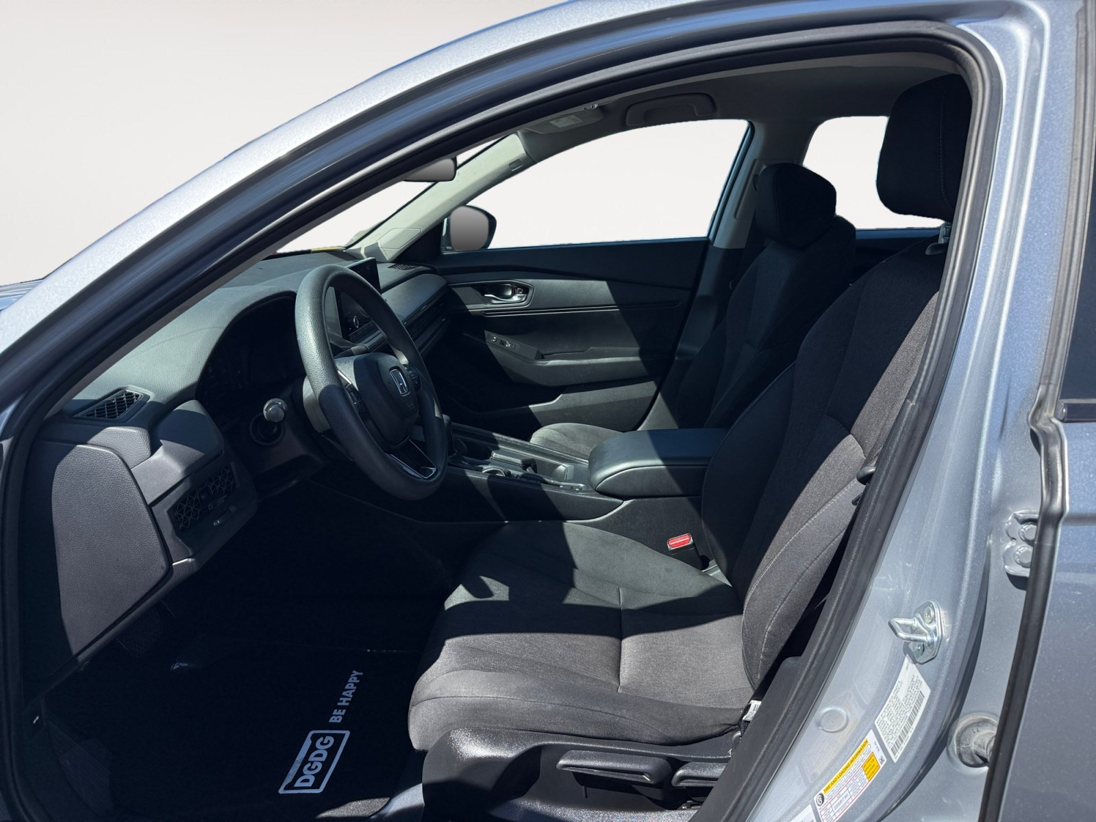 Certified Used 2023 Lunarsilver Honda LX image 10