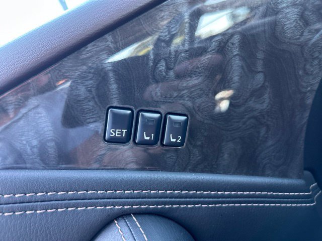 Used 2023 Black Nissan Platinum image 18