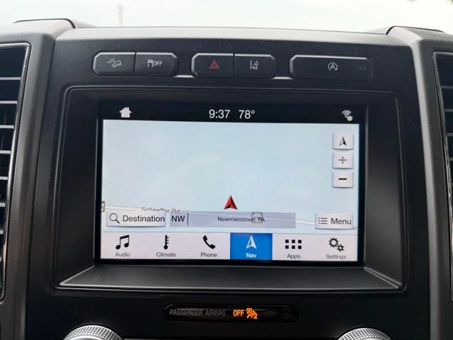 Used 2018 Red Ford XLT image 18