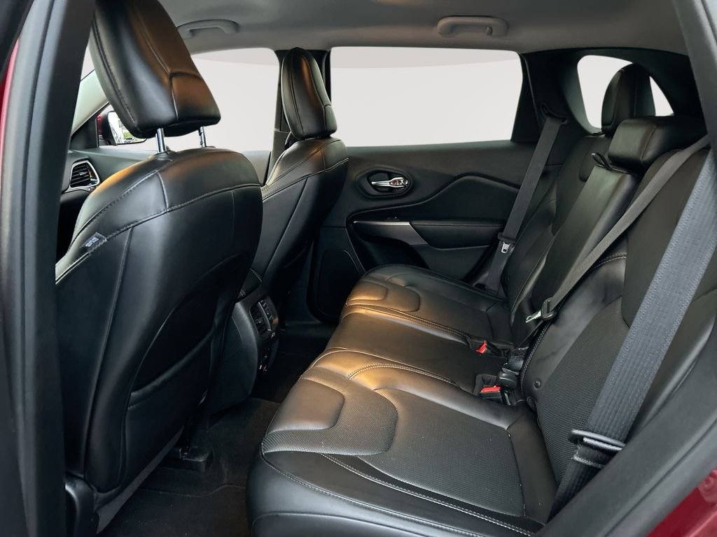 Used 2019 Red Jeep Limited image 26