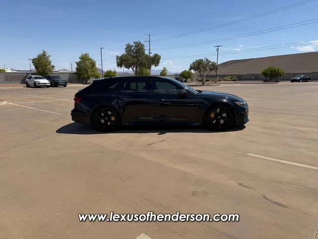 Used 2021  Audi 4.2 image 8