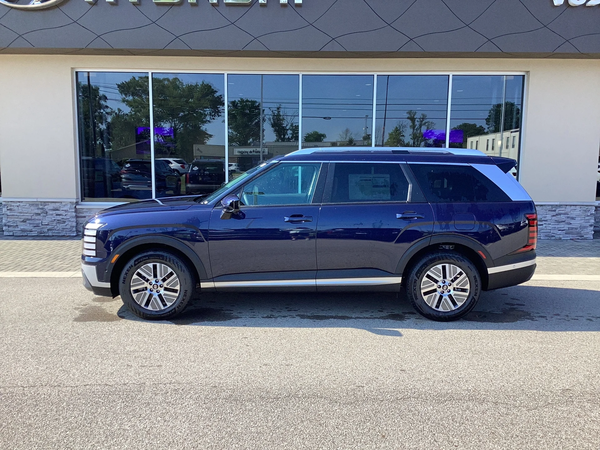New 2026 Classy Blue Pearl Hyundai SEL Premium 7P image 2