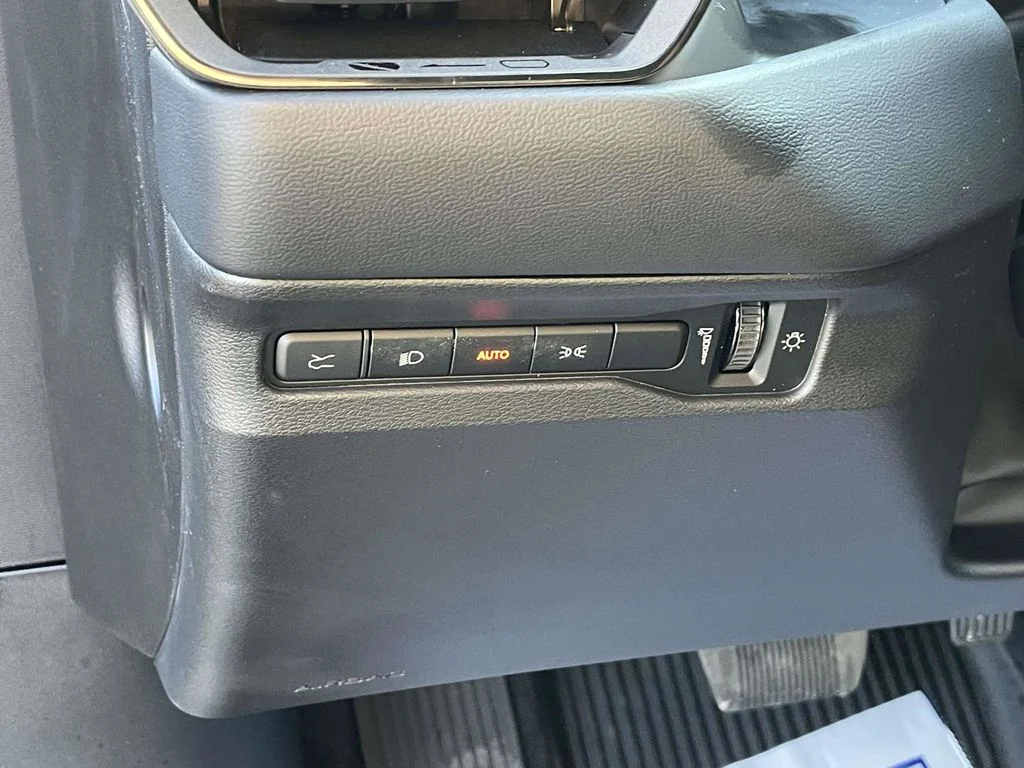 New 2026 After Dark Exterior Paint Dodge R/T Scat Pack image 23