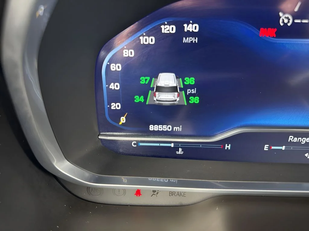 Used 2023 White Chevrolet Premier image 26