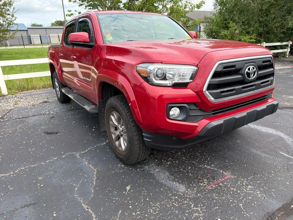 Used 2017 Red Toyota SR5 image 8
