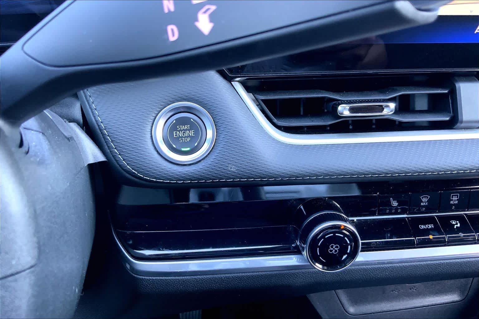 2026 Chevrolet Equinox LT - Photo 35