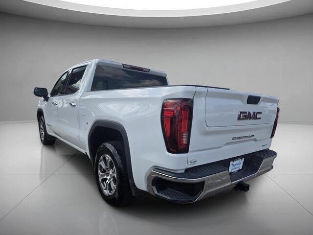 Used 2025 Summit White GMC SLT image 3
