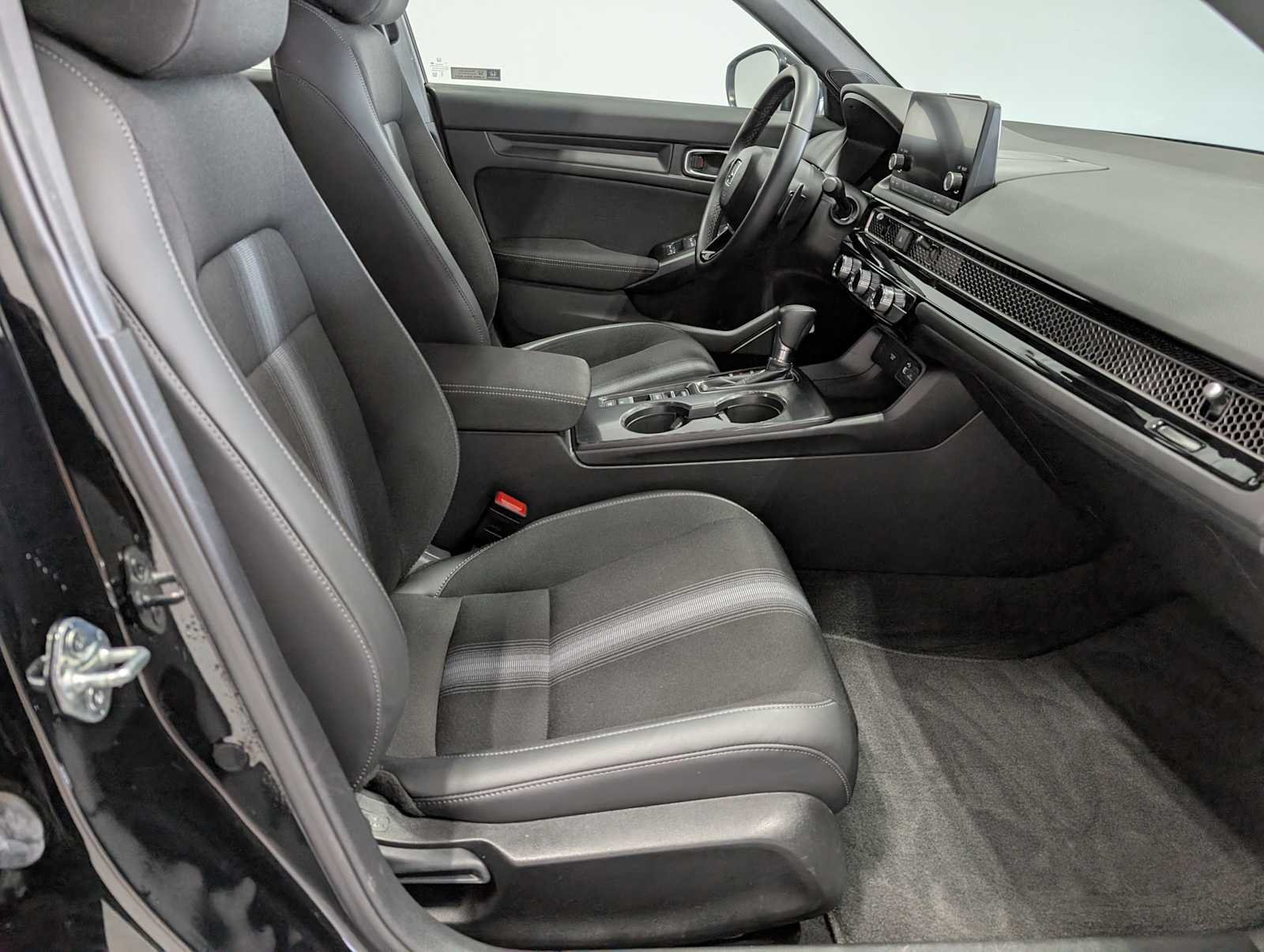 2024 Honda Civic Hatchback Sport - Photo 38