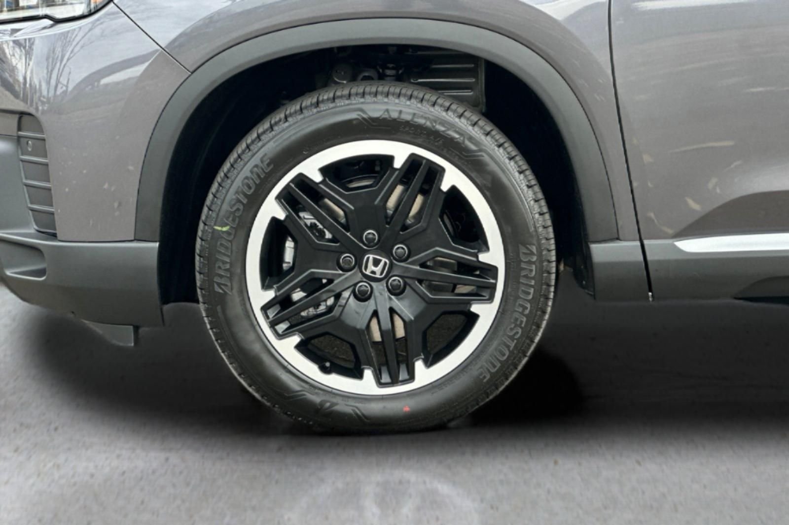 New 2026 Modern Steel Metallic Honda Touring image 12