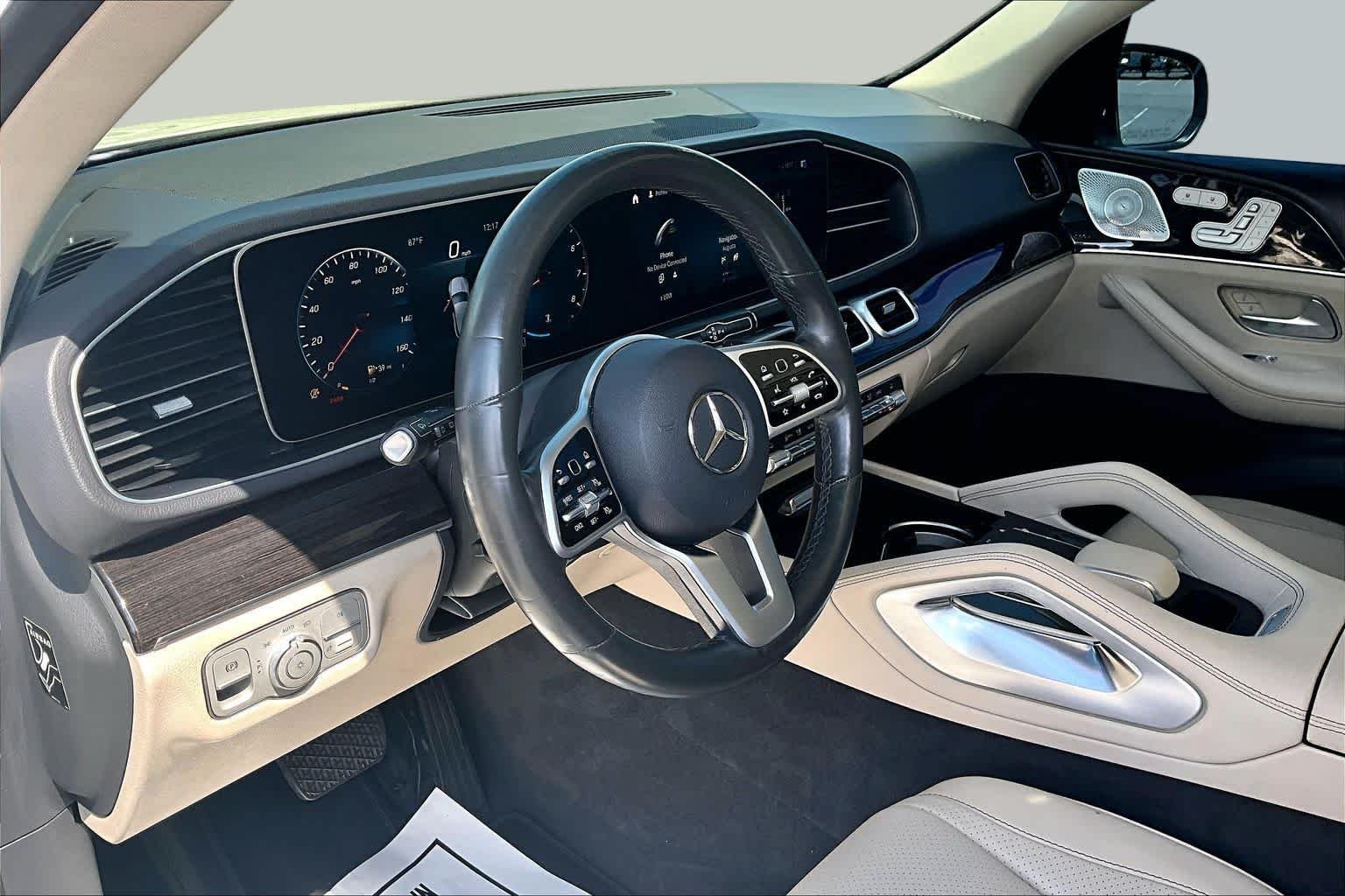 Used 2020 designo Diamond White Bright Mercedes-Benz GLE 350 image 18