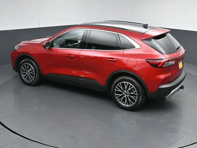 Certified Used 2025 Red Ford Base image 45