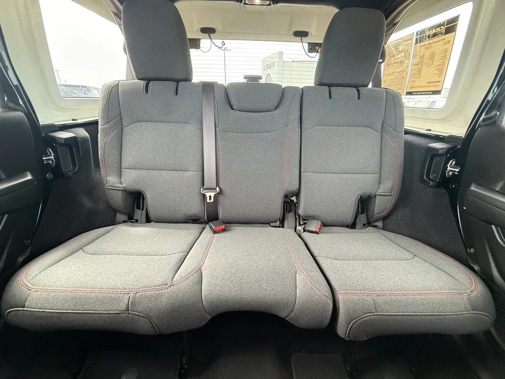 Used 2026 White Jeep Rubicon image 29